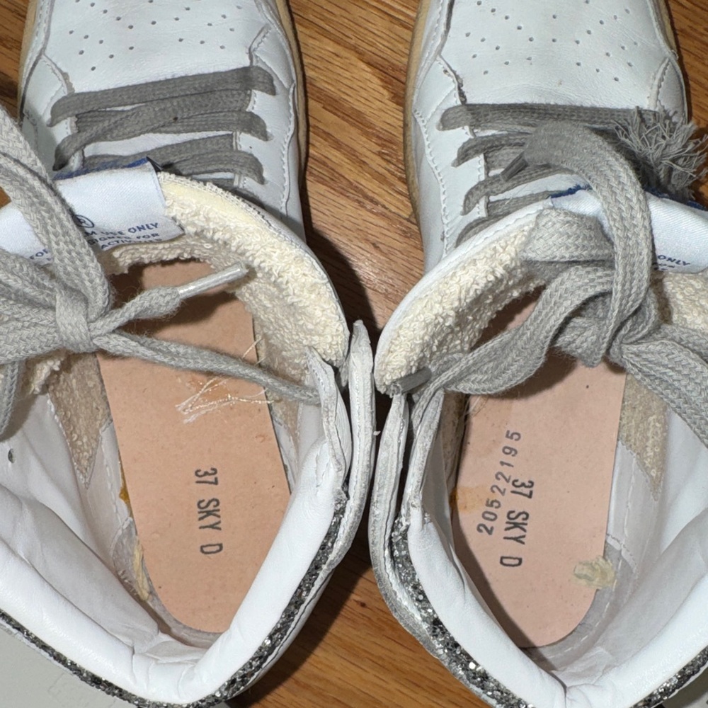 Golden Goose White Sneakers with Silver Star - Picture 8 of 10